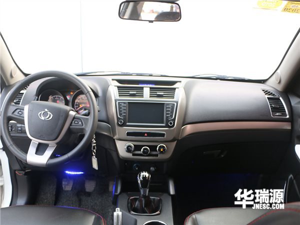 全能舒适型SUV吉利GX7，大方外观，畅快驾驭