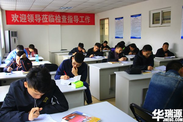 二手车鉴定评估师竟这么多人考,有什么蹊跷?