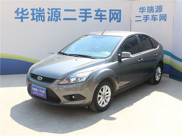性价比超高的两厢福克斯 2013款