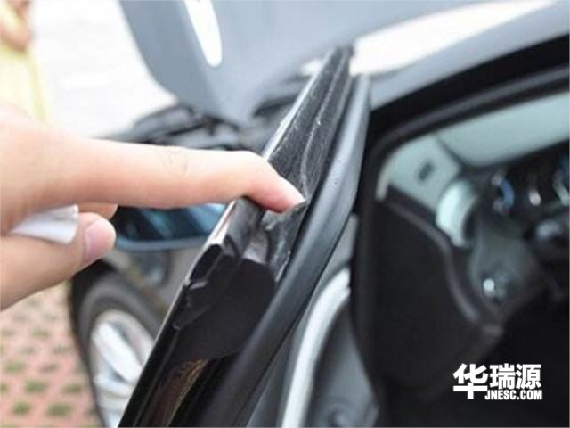 汽车噪音较大时,先自己处置一下再去汽车修理厂吧