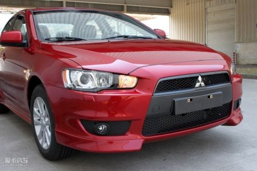 二手三菱翼神2012款 排量1.8手动贺岁版天窗版 价格3.00万