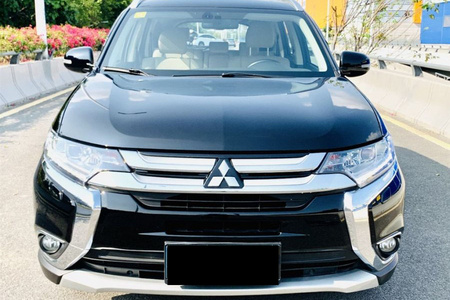 甘孜二手三菱欧蓝德 2016款 2.4L CVT 四驱 豪华版 7座