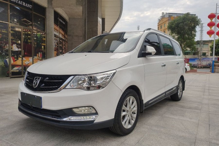 恩施二手宝骏730 2015款 1.8L 手动 舒适型 ESP版 7座