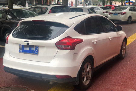 景德镇二手福特福克斯 2017款 两厢 1.6L 双离合 舒适型智行版