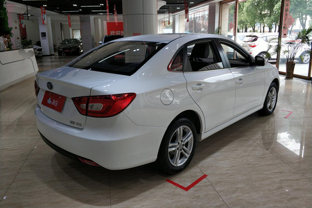 上饶二手奔腾B30 2019款 1.6L 手自一体 舒适型