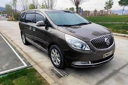 嘉峪关二手别克GL8 2014款 3.0L SIDI旗舰版