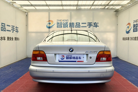 泰安二手宝马5系 2003款 520i 2.2L 手自一体