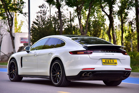 威海二手保时捷Panamera 2017款 Panamera 4S