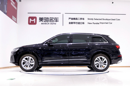 驻马店二手奥迪Q7 2021款 45 TFSI quattro S line 豪华型